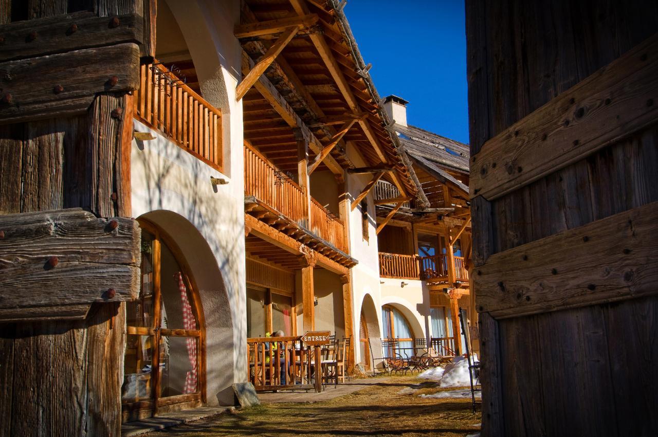 Hotel & Spa La Ferme De L'Izoard Арвьё Экстерьер фото