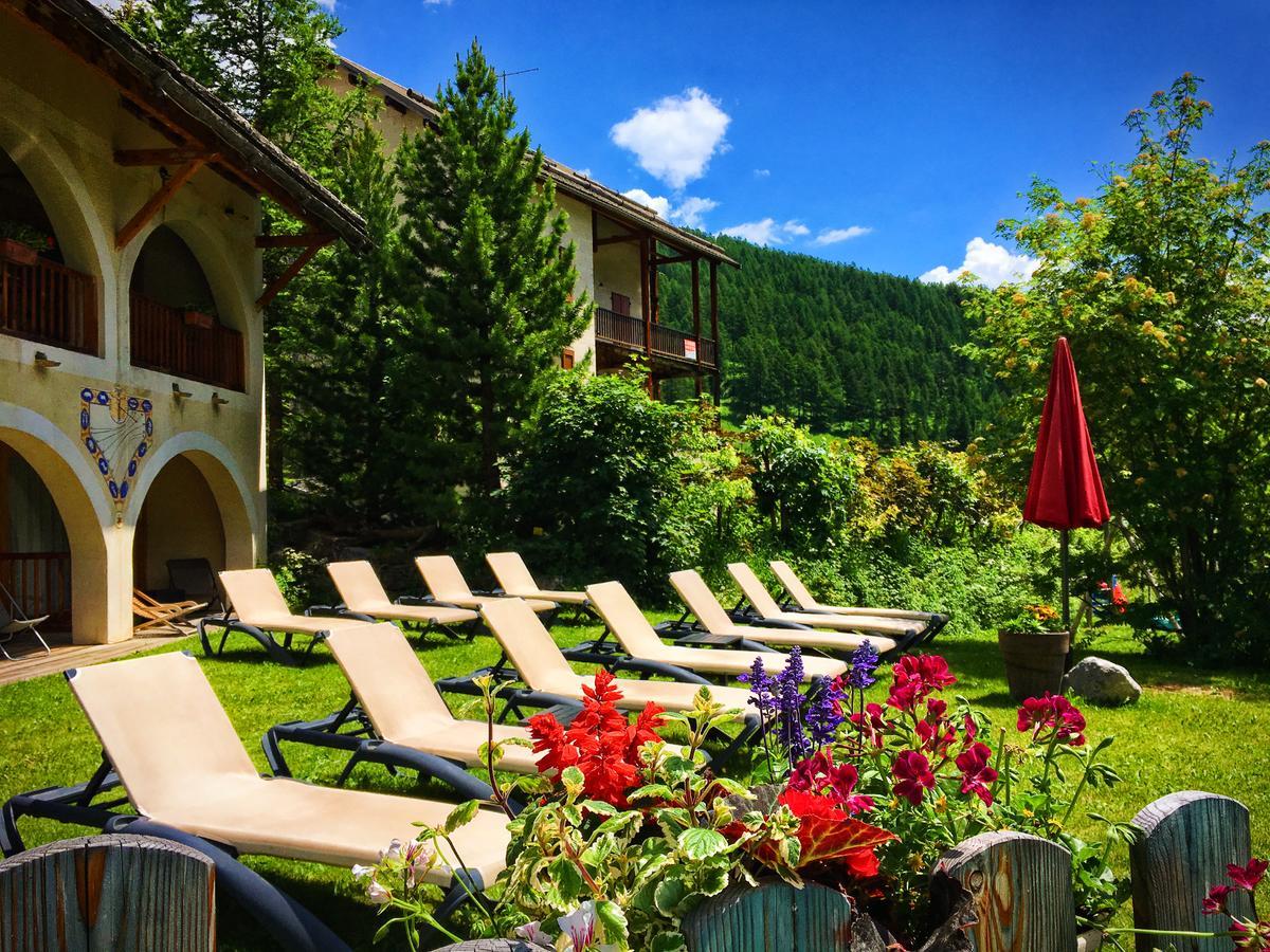 Hotel & Spa La Ferme De L'Izoard Арвьё Экстерьер фото
